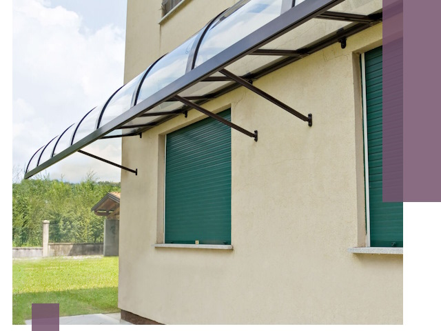 Козырьки над окнами в Рузаевке — изготовление и монтаж по выгоде