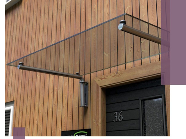 Стеклянные козырьки на входы и фасады в Рузаевке