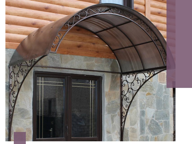 Арочные козырьки под ключ в Рузаевке: изготовление и монтаж